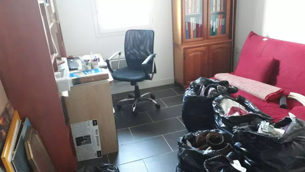 débarras appartement au 2eme étage à Marseille