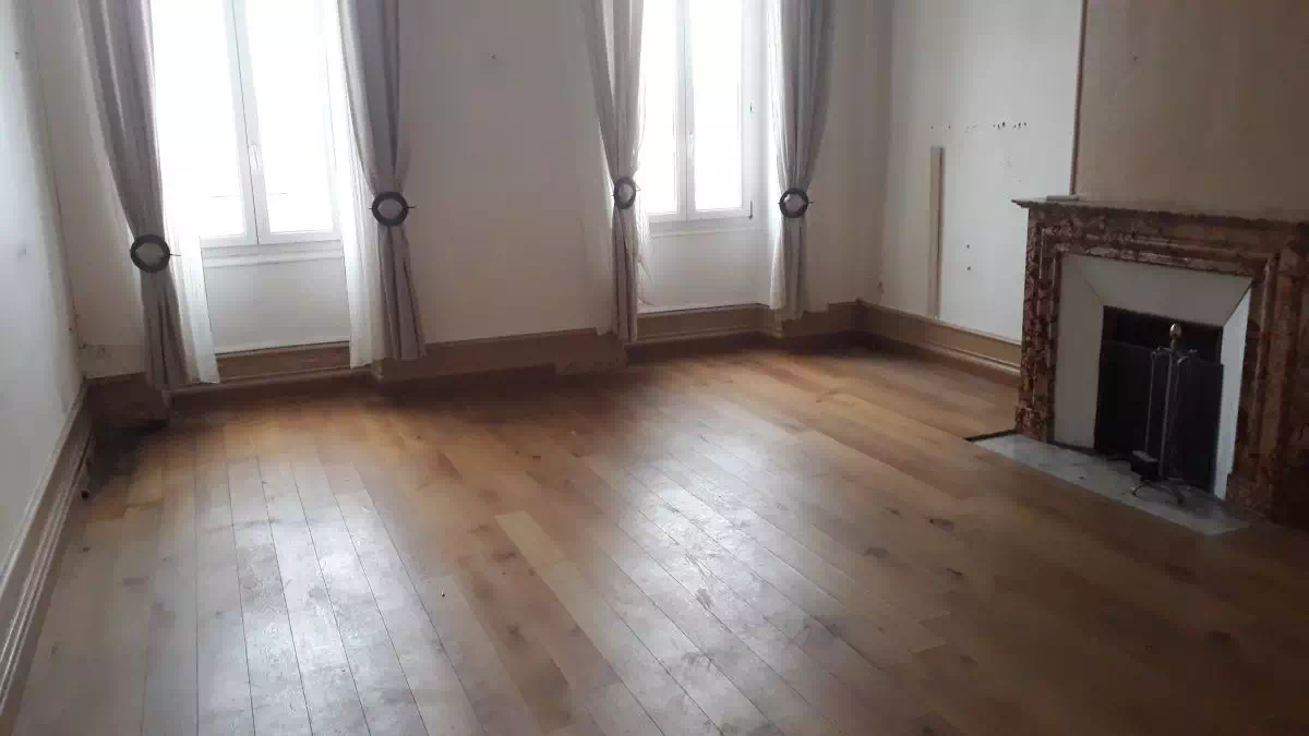 Appartement vidé avant mise en vente