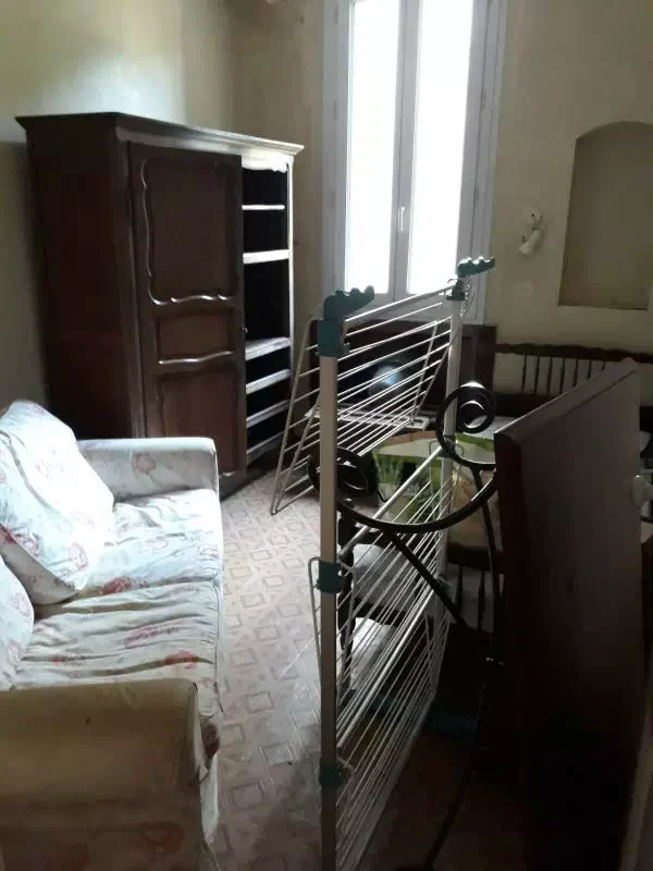 Chambre avant après débarras Marseille 4e arrondissement