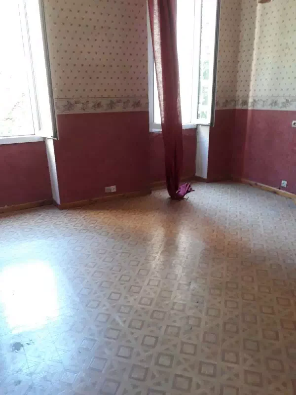 Logement à vider avant vente immobilière après intervention