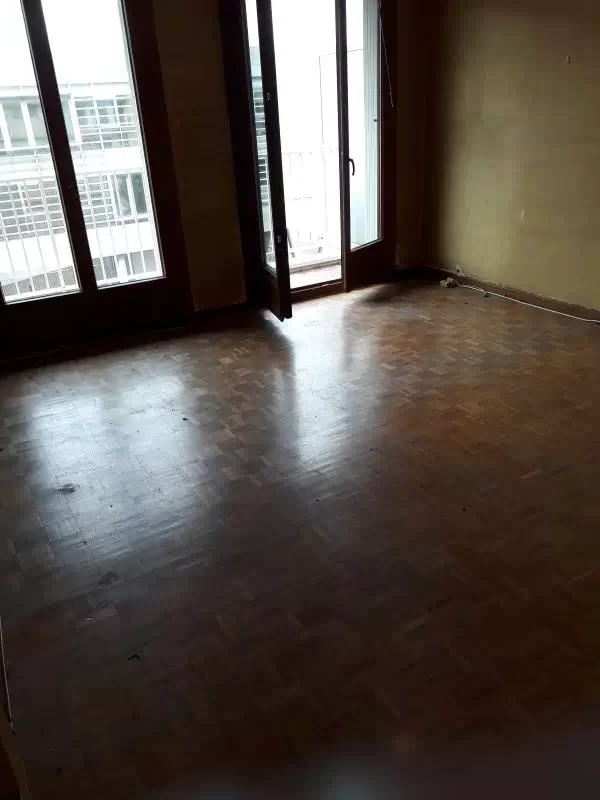 Salon débarrassé suite à l'intervention